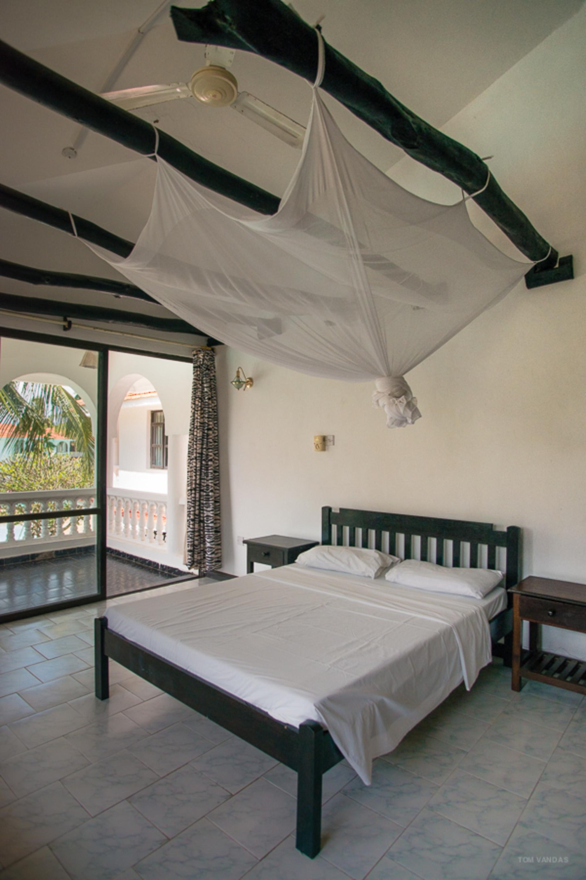 Bahari Dhow Beach Villas Diani Beach Exterior foto